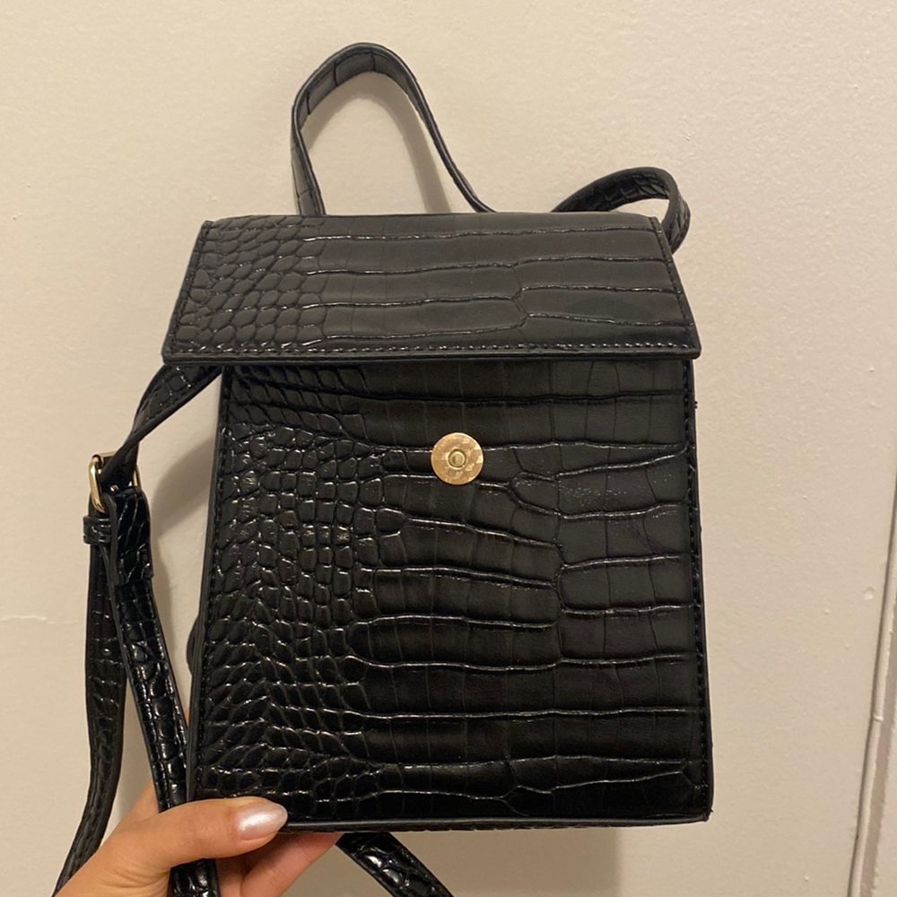 Cute black faux leather purse